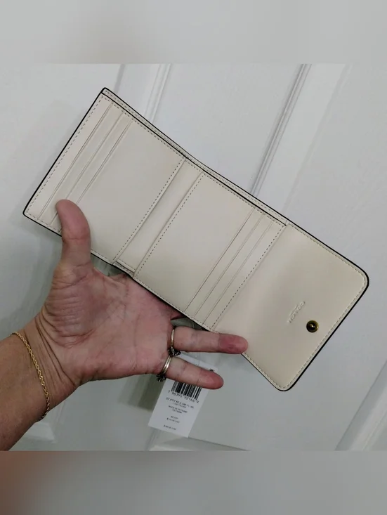 Coach Wallet Star Print NWT - Picture 8 of 10